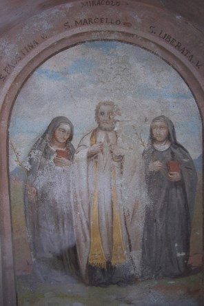 교황 성 마르첼로 1세와 성녀 파우스티나와 성녀 리베라타_photo by Luca Giarelli_in Church of St Faustina and Liberata_Capo di Ponte_Italia.jpg